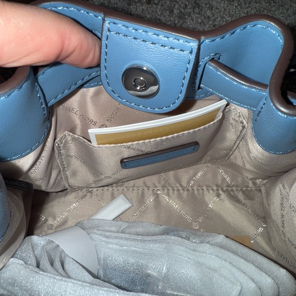 NWT Michael Kors blue pebble leather Mina mini crossbody bag with silver details - Picture 4 of 12